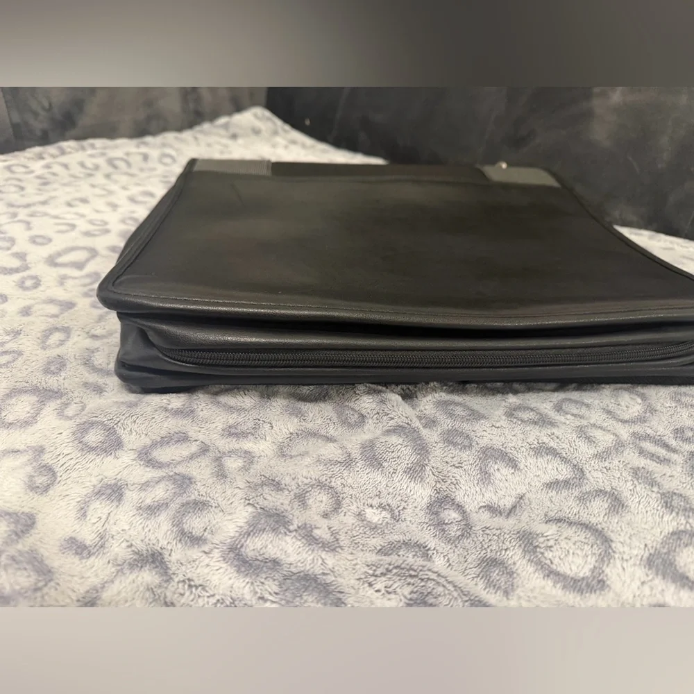 SwissGear Black and Gray Briefcase